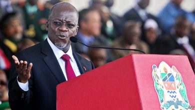 Photo of Tanzania President Magufuli Dont Fear going to the church or mosques, coronavirus cannot survive in the temple of the Lord watch video