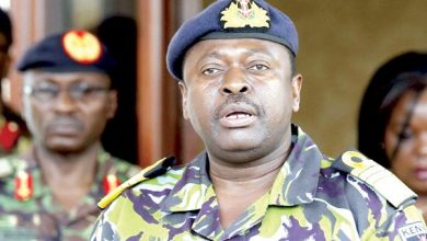 Photo of Exit Gen Mwathethe enter Gen Kibochi at KDF helm