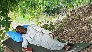 Photo of Prophet TB Joshua, escapes luxury to pray & fast to end Covid-19!