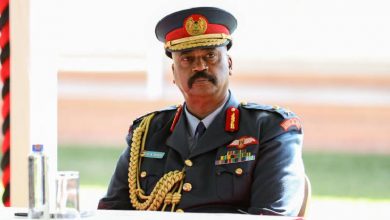 Photo of General Badi to Governor Mike Sonko I am the City Boss you signed the deed of transfer