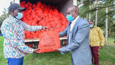 Photo of Ruto foundation feeds 600 families in Nachu ward.