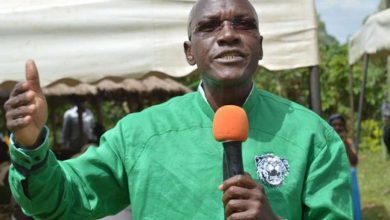 Photo of Only a fool can trust Murathe and Mutahi Ngunyi. Dr Khalwale tells Raila