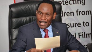 Photo of Amunga Peter : THE TWEET BY EZEKIEL MUTUA PROPOSING THAT BABU OWINO SHOULD BE AWARDED THE GLOBAL TEACHER AWARD IS IRRESPONSIBLE, SILLY AND SUCKS.