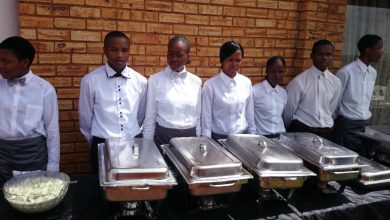 Photo of A tea girl discovered where stolen under-wears were hidden in the company. She was later promoted.
