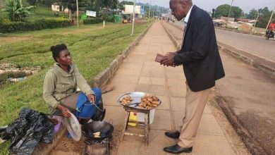 Photo of A prank call or a stingy wallet, Kenyans interrogate Bonny Kwalwale’s thin wallet & purpose of the camera.