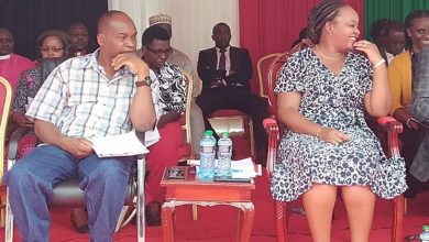 Photo of Kirinyaga deputy Governor tells Waiguru to carry her own cross.