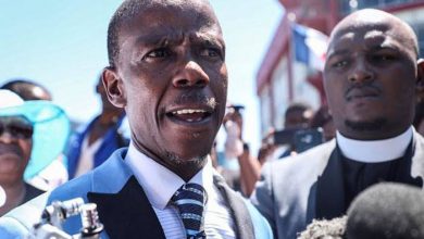 Photo of A pastor shocks his congregation after he demanded air ticket to hell to go fight corona demon.