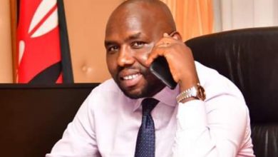 Photo of Murkomen saves Uhuru and Raila from embarassment as house adjourns.