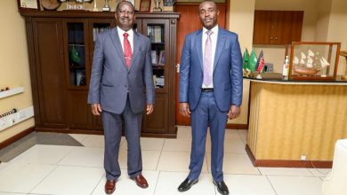 Photo of Cleophas Malala saves deputy Minority leaders position by meeting Raila at Capital hill.