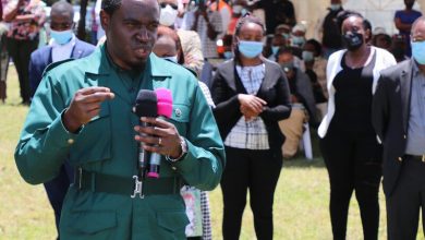 Photo of LSK president Nelson Havi lights up the internet by donning an expensive suit from Cuba.