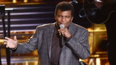 Photo of Another country music great Charley Pride succumbs to Covid 19.