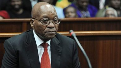 Photo of Finally Former South African President Jacob Zuma hands himself in to start a 15 Months jail term.