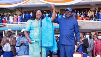 Photo of Choose Raila over Ali Baba and the 40 thieves-David Murathe tell Kenyans.