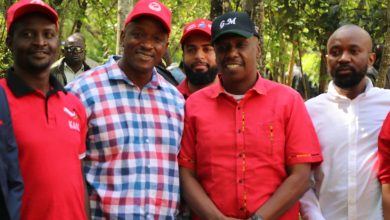 Photo of Nairobi senatorial aspirant John Ochoti lauds Kalonzo’s return to Azimio.