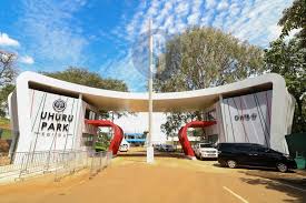 Photo of Open Uhuru park for public use or I will mobilise Nairobians to pull down the perimeter fence Senator Sifuna tell Duale and Sakaja