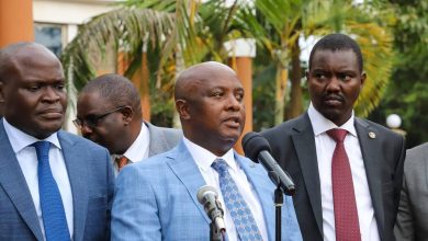 Photo of The governor should sort the mess at Vihiga Referral Hospital, the senator has done his part.