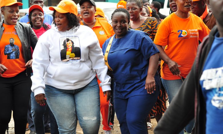 Photo of ODM Nairobi County Women league aspirant Rosemary Okuta drums up support for Majua in Kariobangi