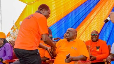 Photo of Mabatini MCA Wilfred Odalo receives a rousing support from ODM delegates at Nairobi ODM delegates meeting