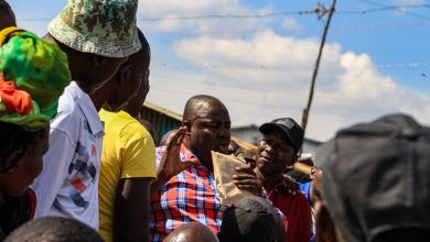 Photo of Hon Aladwa supports viwandani fire victims.