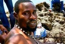 Photo of END OF THE ROAD: Police Overpower Gang Associates in Late-Night Arrest of ‘Hammer Boys’ Boss Abdi Sebo.